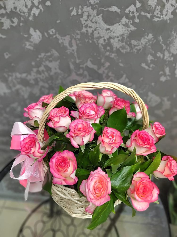 Цветочная композиция из Розы в корзине в Победе
