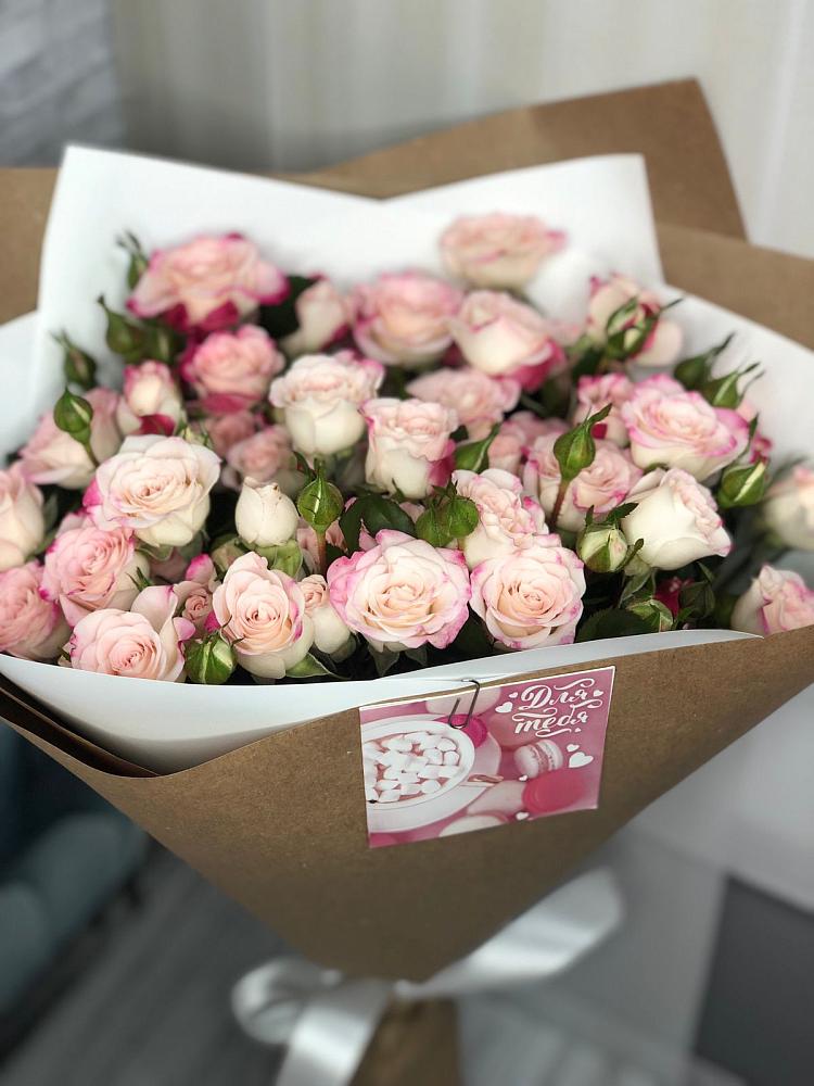 Букет цветов из: Розы в Победе