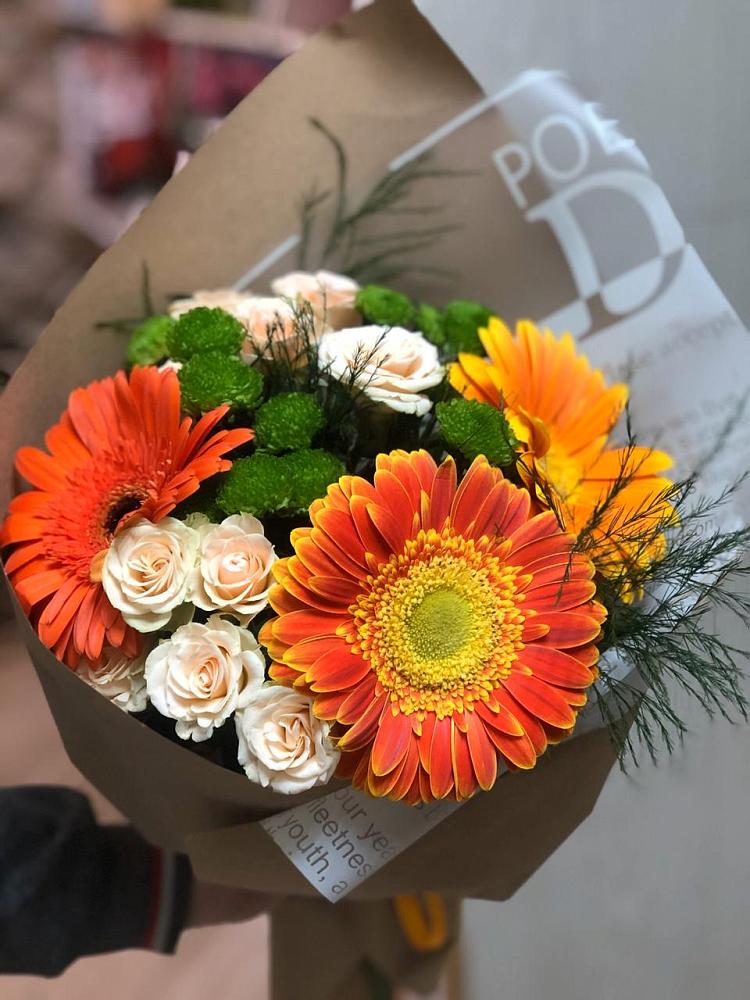Букет цветов из: Герберы, Хризантемы и Розы в Победе